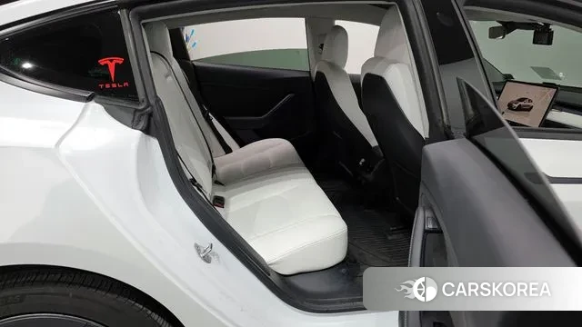 Tesla Model 3 2022 Белый из Кореи, фото 3