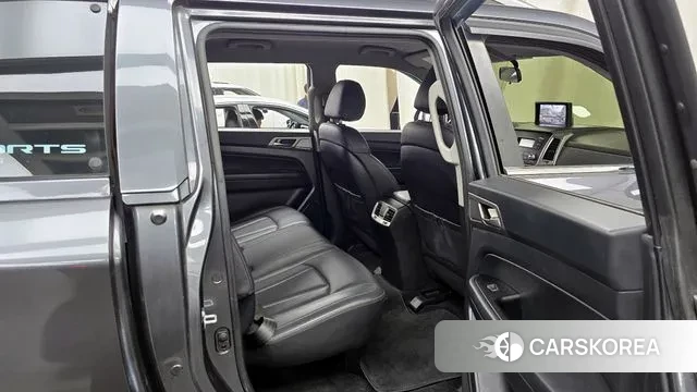 Ssangyong Rexton Sports 2018 Серебристо-серый из Кореи, фото 3