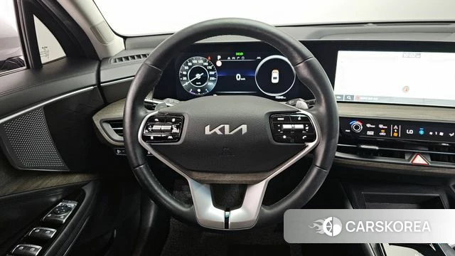 Kia K8 2024 Серебристо-серый из Кореи, фото 3