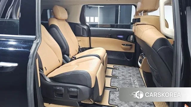 Kia Carnival 4th generation 2023 Черный из Кореи, фото 3