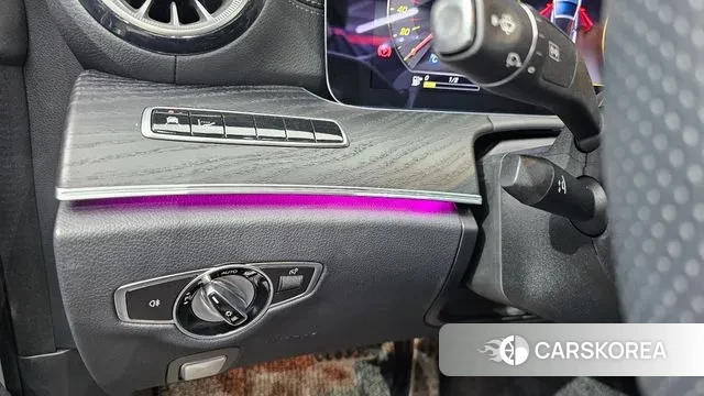 Mercedes-Benz E-Class W213 2019 Белый из Кореи, фото 3