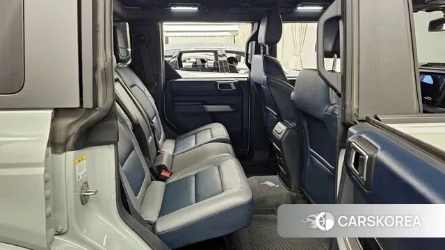 Ford Bronco 6th Generation 2023 Серый из Кореи, фото 3