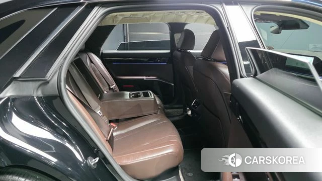 Hyundai Grandeur Hybrid (GN7) 2023 Черный из Кореи, фото 3