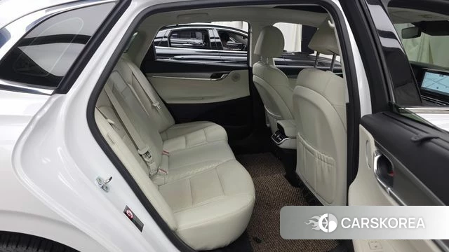 Hyundai The New Grandeur IG Hybrid 2022 Белый из Кореи, фото 3