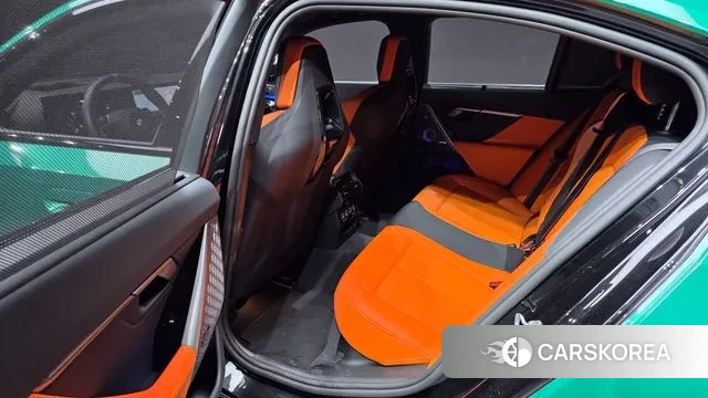 BMW M5 (G90) 2025 Зеленый из Кореи, фото 3