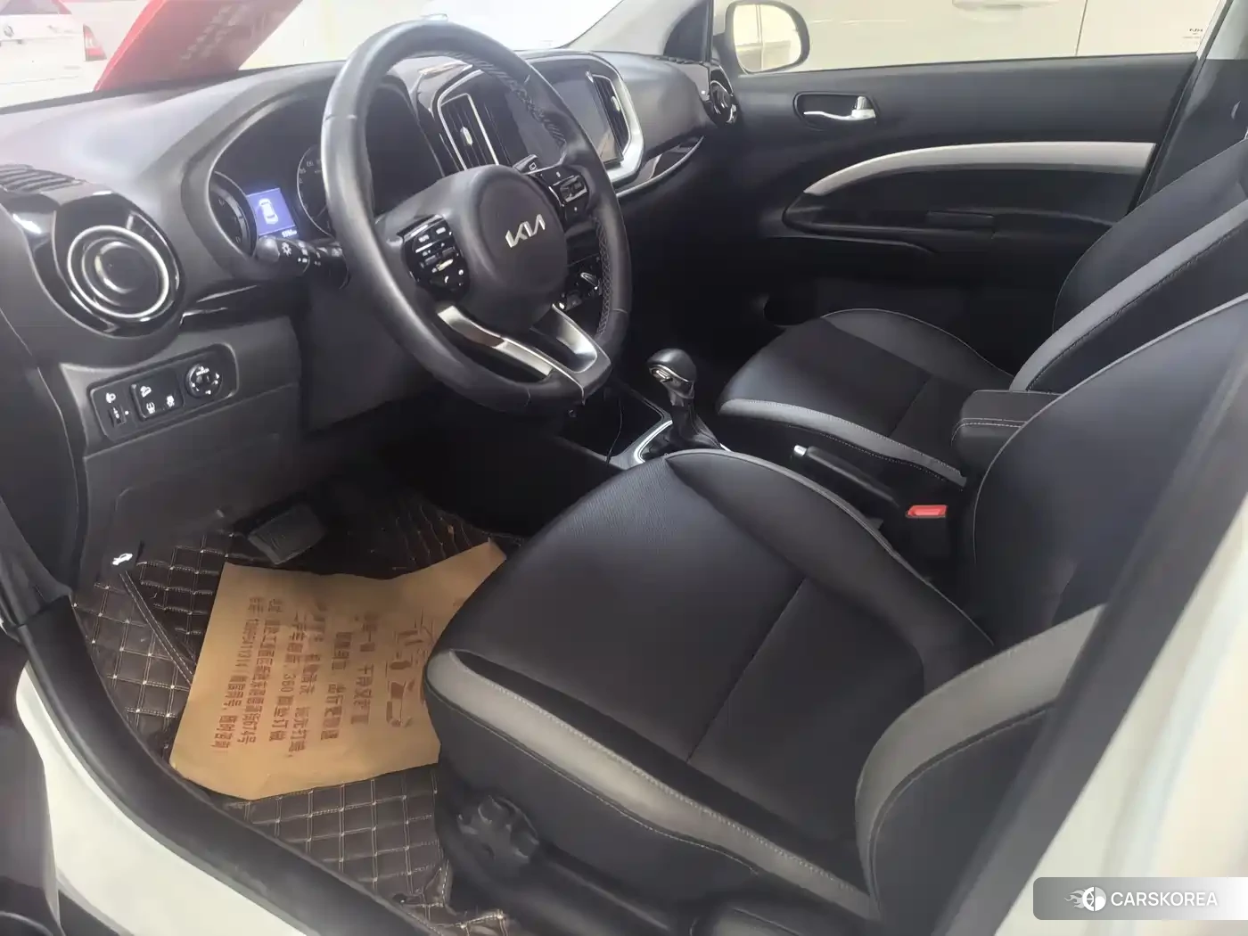 Kia KX1 2024 Белый из Китая, фото 3
