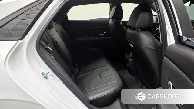 Hyundai The New Avante (CN7) 2025 Белый из Кореи, фото 3