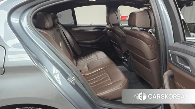 BMW 5 Series (G30) 2019 Серый из Кореи, фото 3