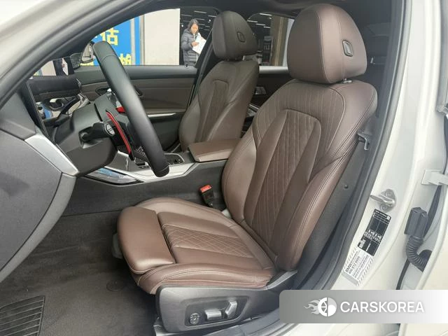 BMW 3 series 2023 Белый из Китая, фото 3