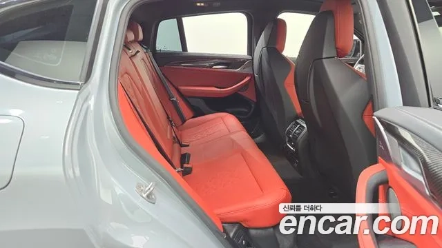 BMW X4M (G02) 2023 Светло-серебряный цвет из Кореи, фото 3