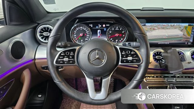 Mercedes-Benz E-Class W213 2019 Белый из Кореи, фото 3