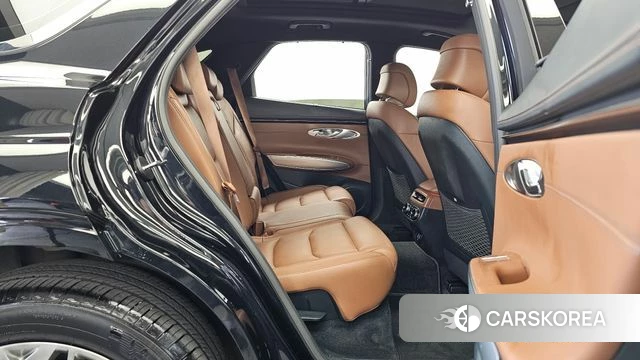 Genesis GV70 2021 Черный из Кореи, фото 3