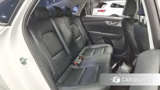 Kia Come New K3 2021 Белый из Кореи, фото 3