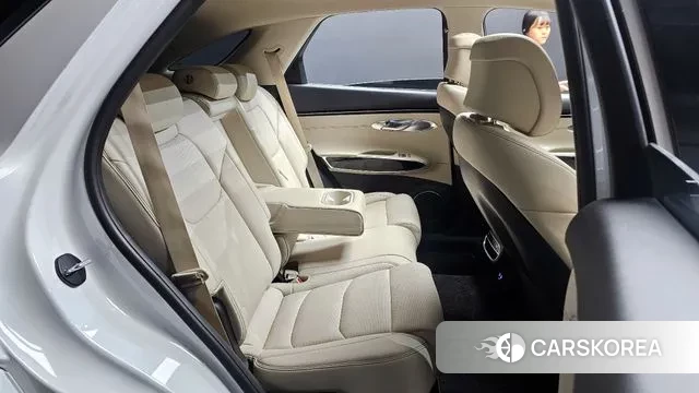 Genesis GV70 2023 Белый из Кореи, фото 3