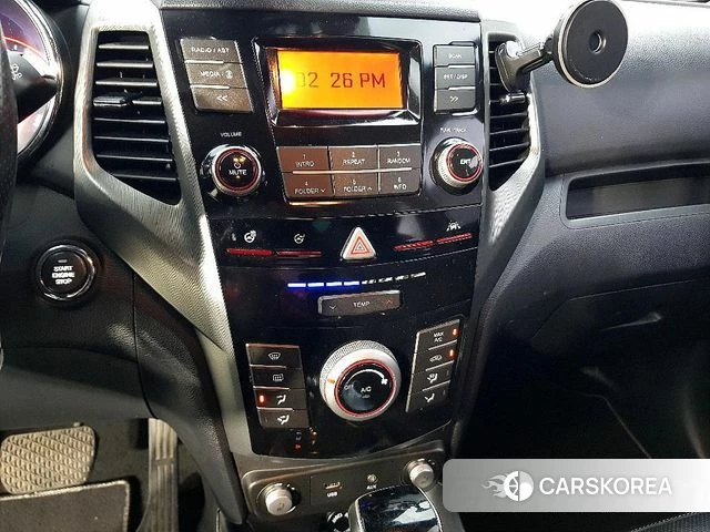 Ssangyong Tivoli Armor 2019 Белый из Кореи, фото 3