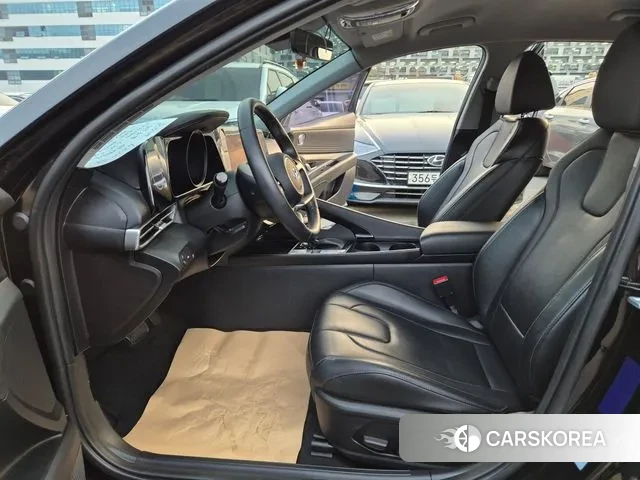 Hyundai Avante (CN7) 2022 Черный из Кореи, фото 3