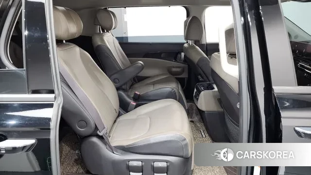 Kia The New Carnival 4th Generation 2024 Черный из Кореи, фото 3