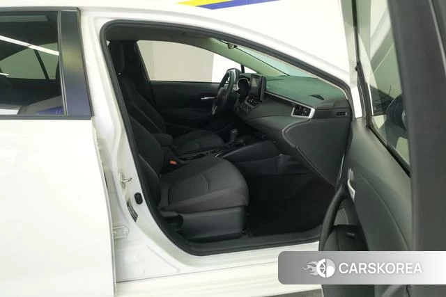 Toyota Corolla 2021 Белый из Китая, фото 3