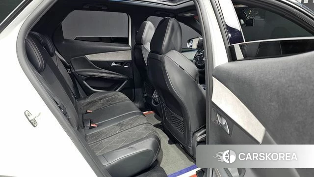 Peugeot 3008 second generation 2018 Белый из Кореи, фото 3
