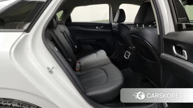 Kia The New K5 Hybrid 3rd generation 2024 Белый из Кореи, фото 3