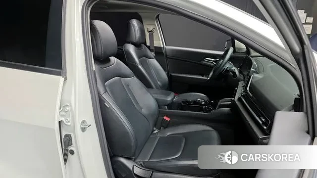 Kia Sportage 5th Generation Hybrid 2021 Белый из Кореи, фото 3