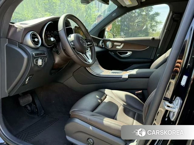 Mercedes-Benz GLC 2021 Черный из Китая, фото 3