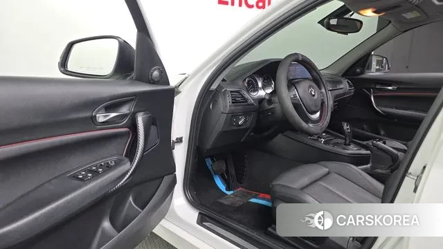 BMW 1 Series (F20) 2018 Белый из Кореи, фото 3