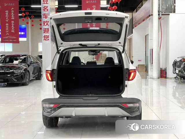 Hyundai Tucson 2022 Белый из Китая, фото 3