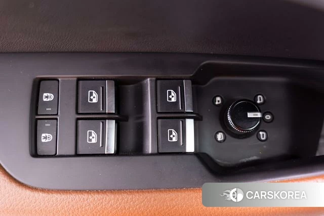 Audi A6L 2021 Черный из Китая, фото 3