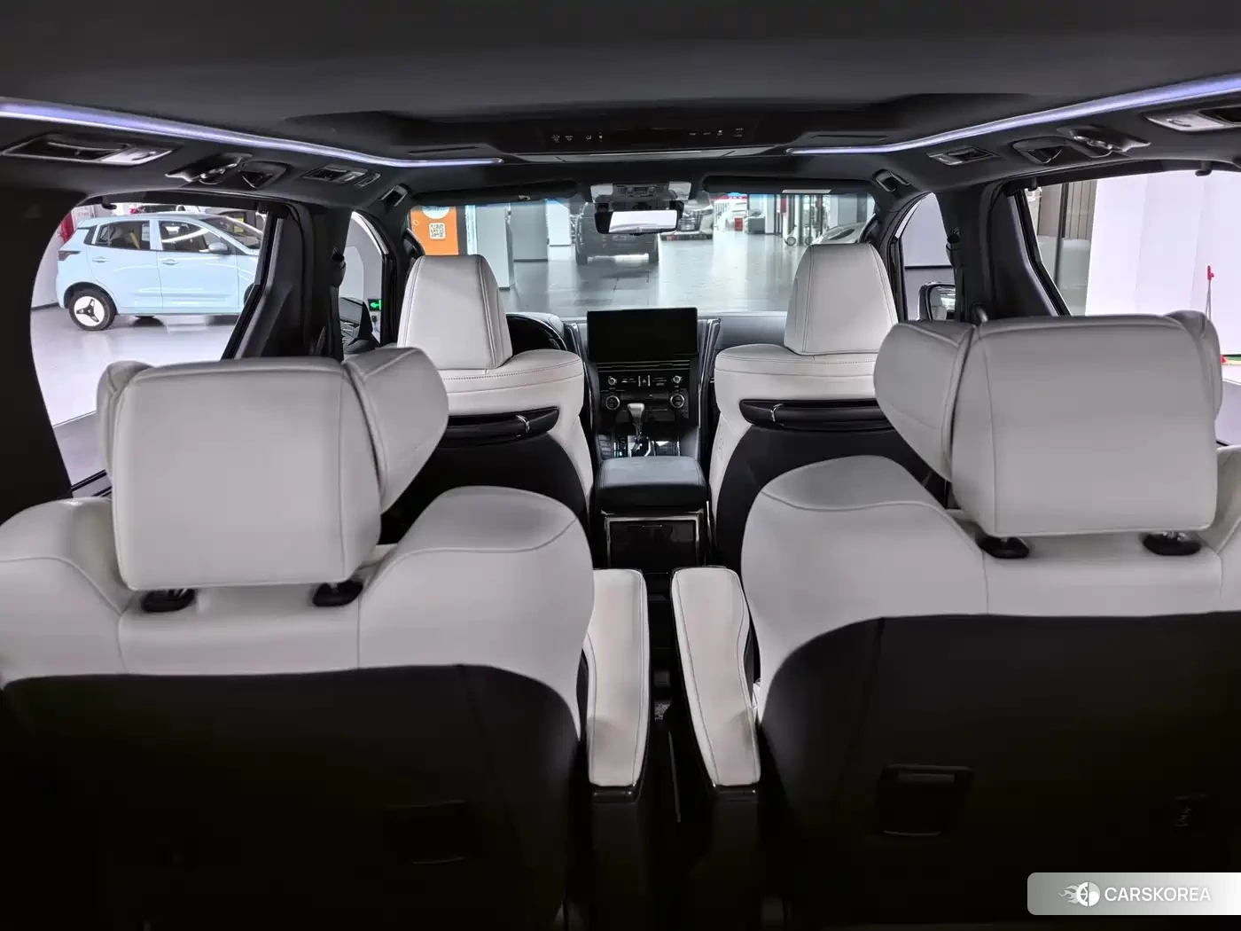 Lexus LM 2023 Черный из Китая, фото 3