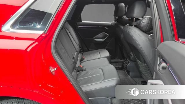 Audi Q3 (F3) 2020 Красный из Кореи, фото 3