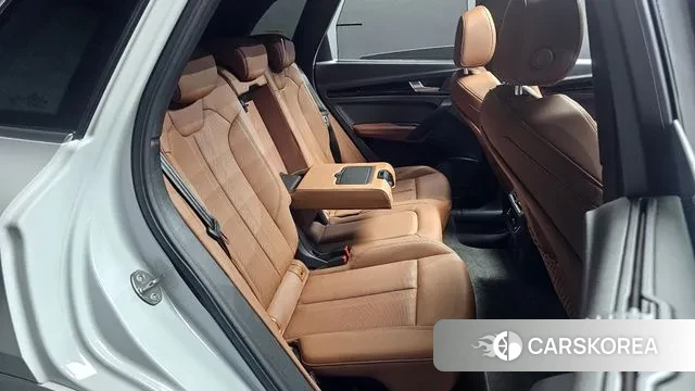 Audi Q5 (FY) 2022 Белый из Кореи, фото 3