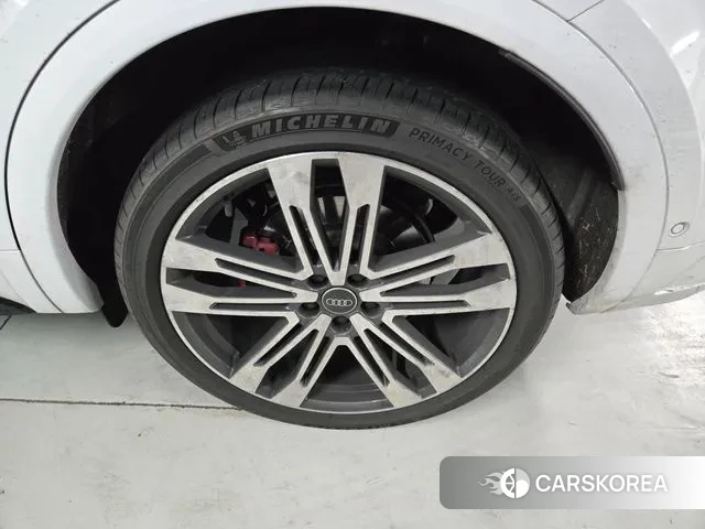 Audi SQ5 (FY) 2022 Белый из Кореи, фото 3