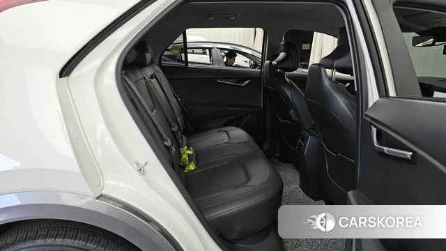 Kia Di All New Niro EV 2023 Белый из Кореи, фото 3