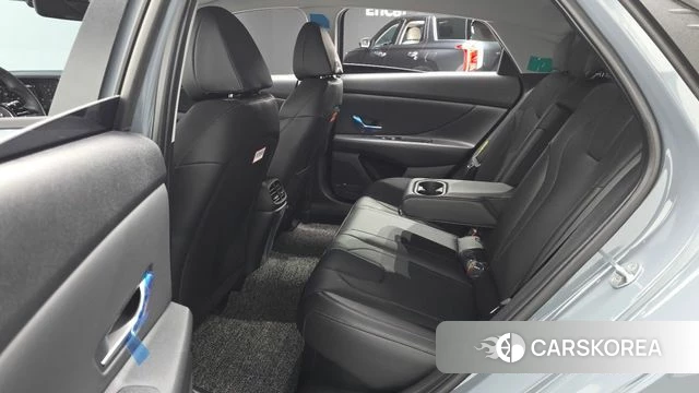 Hyundai Avante Hybrid (CN7) 2022 Цвет галактики из Кореи, фото 3