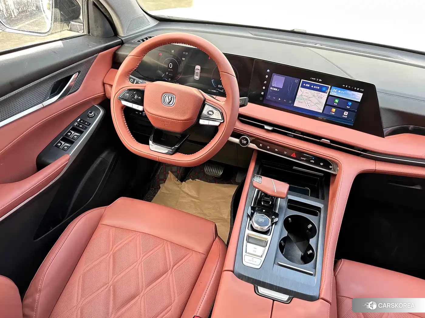 Chang'an Changan CS75PLUS 2023 Белый из Китая, фото 3