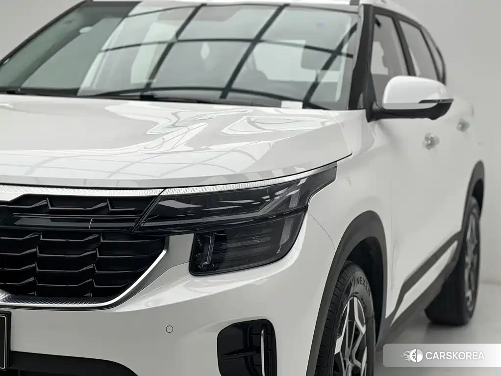 Kia Seltos 2025 Белый из Китая, фото 3