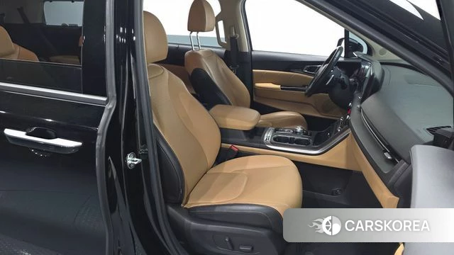 Kia Carnival 4th generation 2022 Черный из Кореи, фото 3