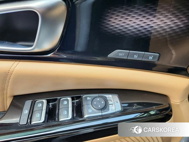 Kia Carnival 4th generation 2020 Серебряный из Кореи, фото 3