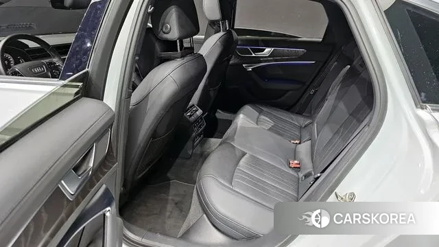 Audi A6 (C8) 2021 Белый из Кореи, фото 3