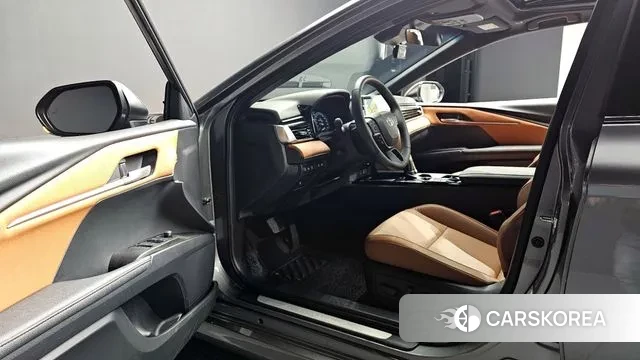 Toyota Camry (XV80) 2025 Серый из Кореи, фото 3