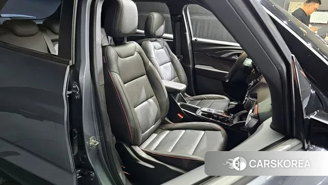 Chevrolet (GM Daewoo) Trailblazer 2020 Серебристо-серый из Кореи, фото 3