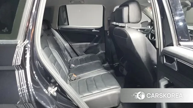 Volkswagen Tiguan second Generation 2021 Синий из Кореи, фото 3