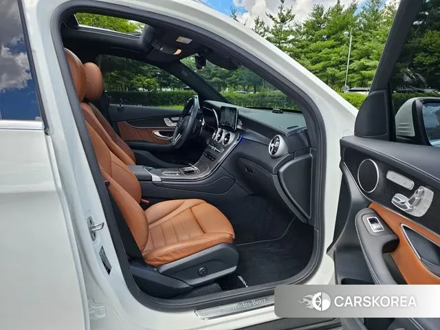 Mercedes-Benz GLC-Class X253 2022 Белый из Кореи, фото 3