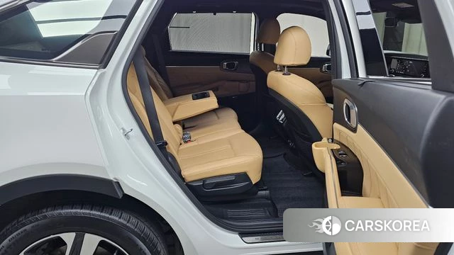 Kia Sorento 4th Generation 2023 Белый из Кореи, фото 3