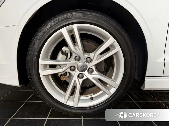 Audi A3 2021 Белый из Китая, фото 3