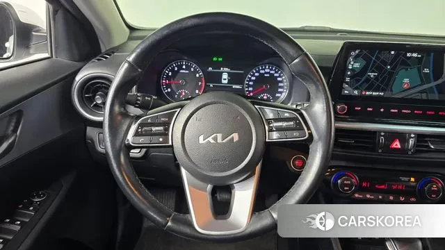 Kia The New K3 2nd generation 2021 Белый из Кореи, фото 3