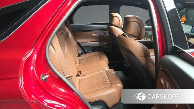 Genesis GV70 2021 Красный из Кореи, фото 3