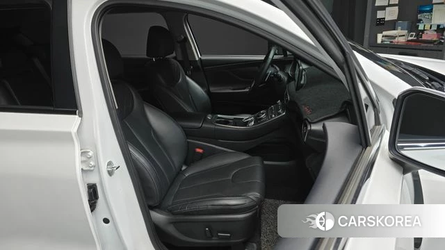 Hyundai The New Santa Fe 2022 Белый из Кореи, фото 3