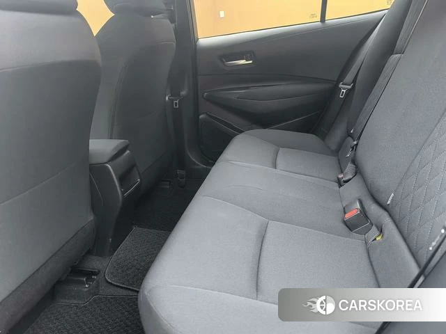 Toyota Corolla 2023 Белый из Китая, фото 3